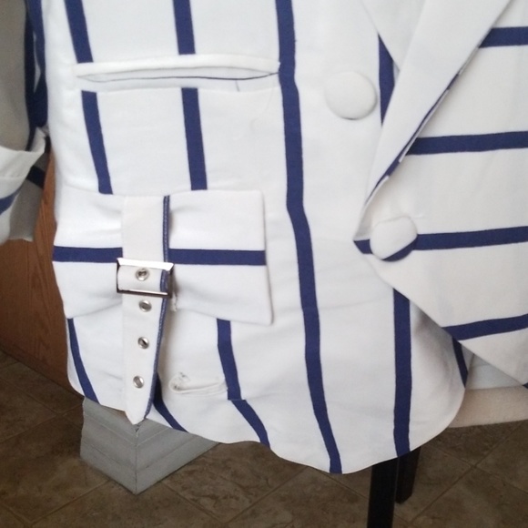 Venus lightweight striped jacket - Picture 4 of 9